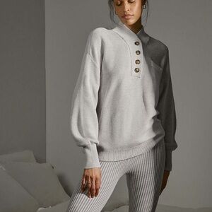 LUNYA WOMENS COZY COTTONSILK POCKET HENLEY SWEATER GRAY MEDIUM